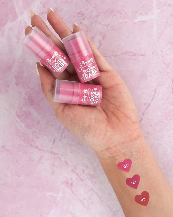 Purpure Boss Babe en uso